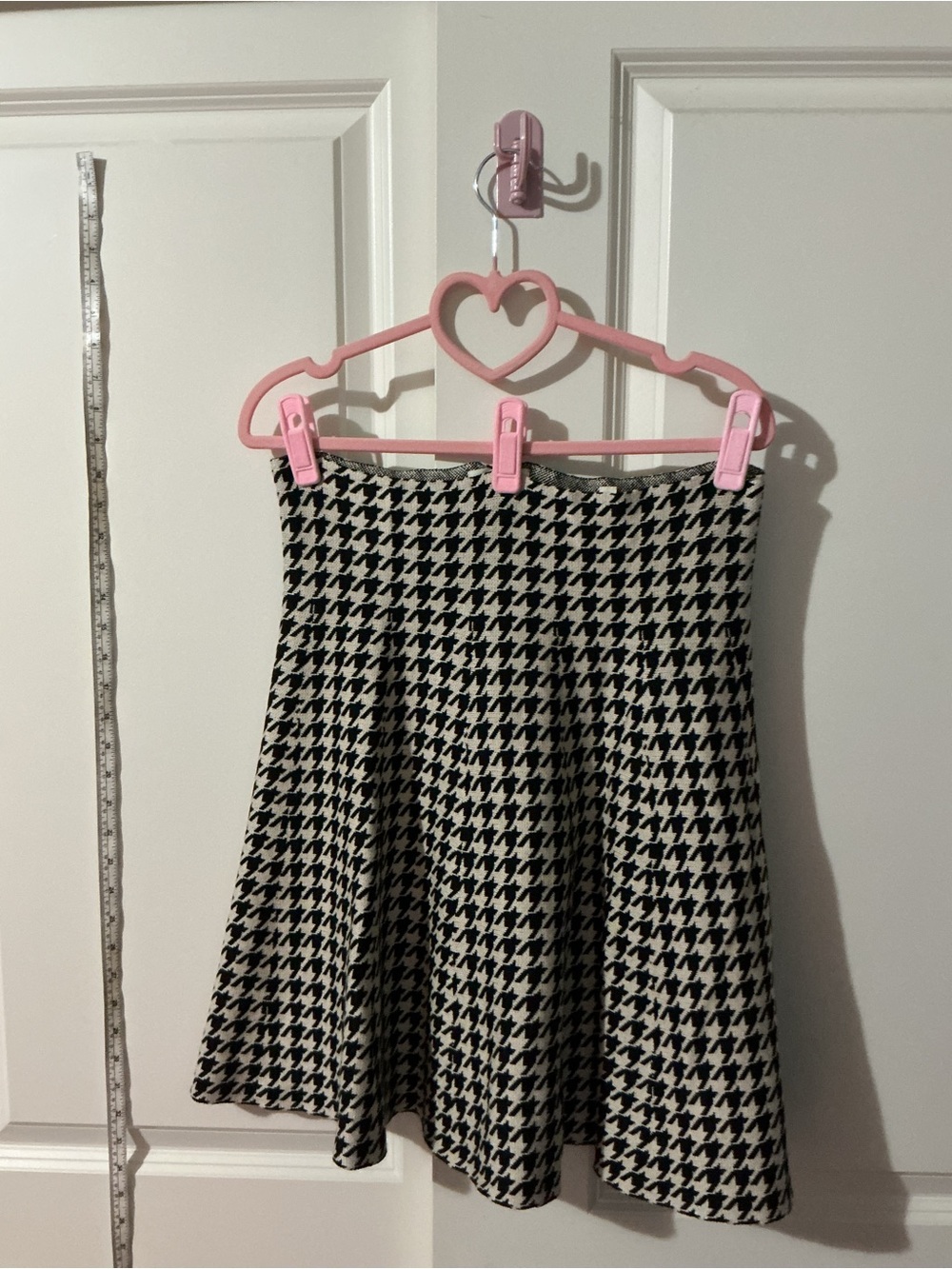 Max Studio Black and White Houndstooth Circle Skirt